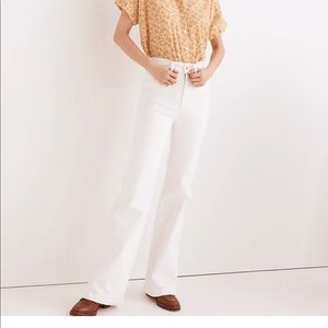Madewell 11" High-Rise Flare Jeans in White